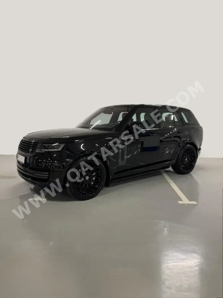 لاند روفر رنج روفر فوج اتش اس اي 2023 اوتوماتيك 60,000 كم 6 سلندر دفع رباعي اس يو في أسود تحت الضمان