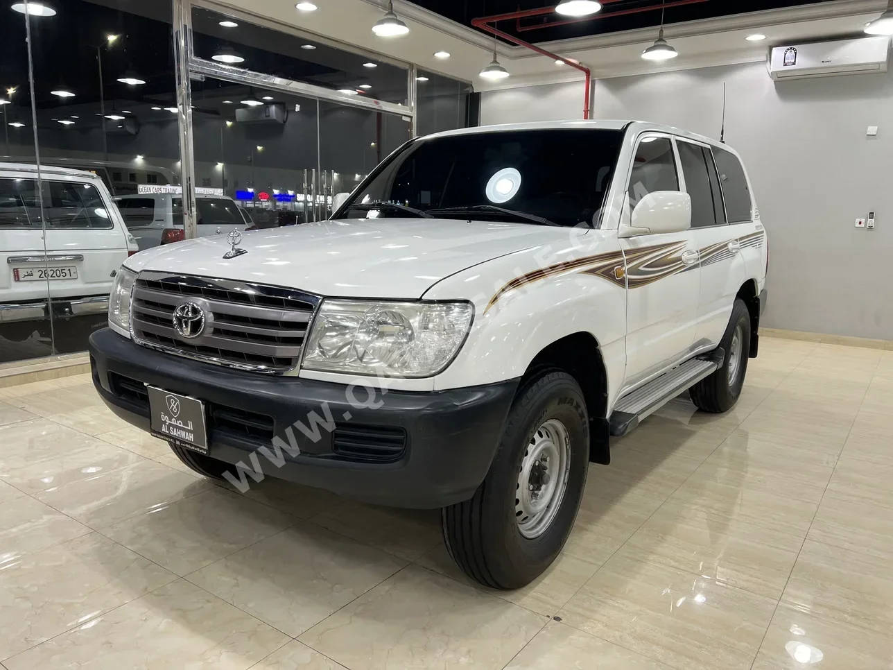 Toyota Land Cruiser GX 2006 Automatic 313,000 Km 6 Cylinder Four Wheel Drive (4WD) SUV White
