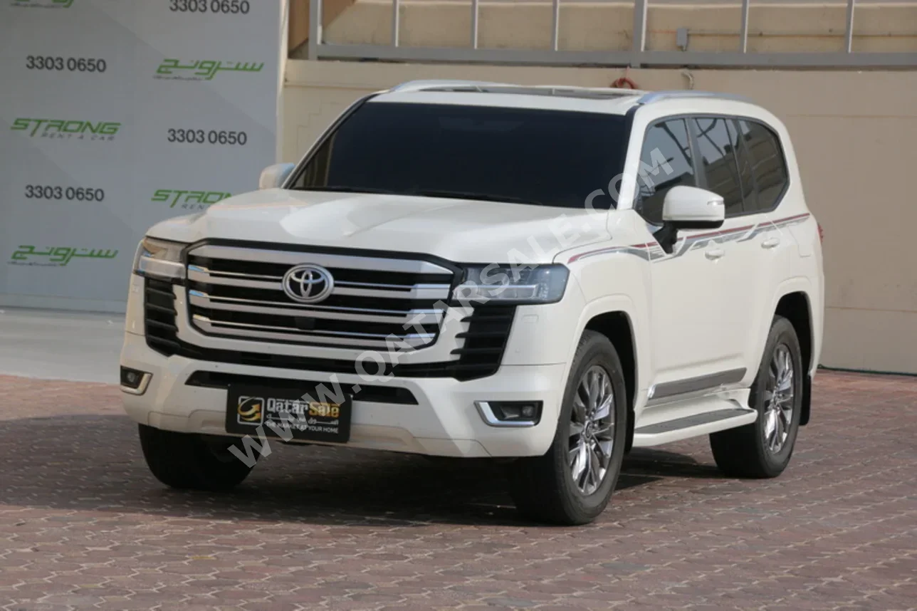 Toyota Land Cruiser GXR Twin Turbo 2024 Automatic 147,000 Km 6 Cylinder Four Wheel Drive (4WD) SUV White