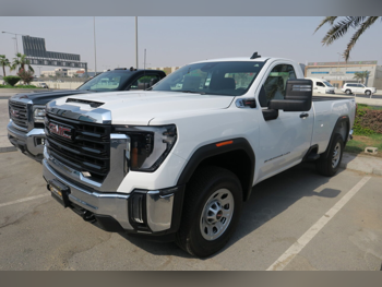 GMC  Sierra  2500 HD  2025  Automatic  300 Km  8 Cylinder  Four Wheel Drive (4WD)  Pick Up  White  With Warranty