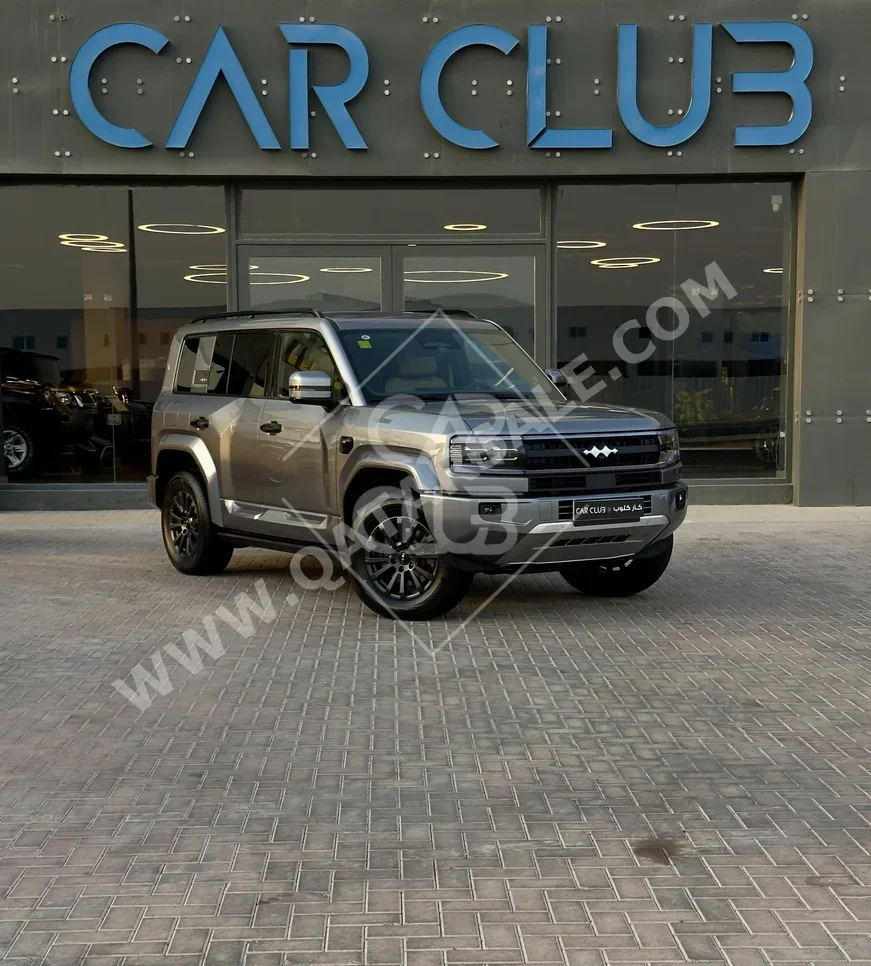 بي واي دي ليوبيرد 5 الترا 5 2026 اوتوماتيك 0 كم 4 سلندر دفع رباعي اس يو في رمادي تحت الضمان