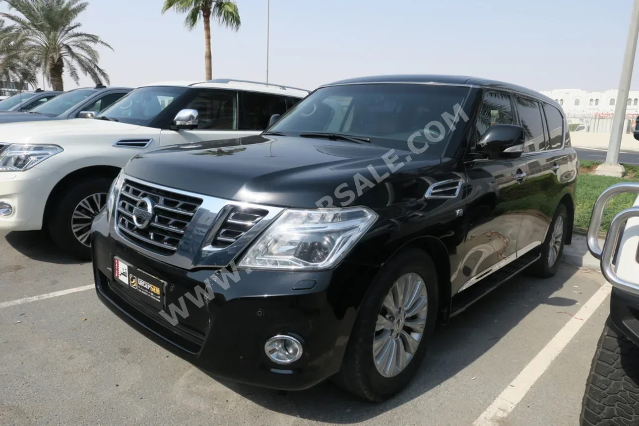 نيسان باترول تيتانيوم 2017 اوتوماتيك 287,000 كم 8 سلندر دفع رباعي اس يو في أسود