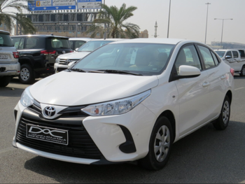 Toyota Yaris 2022 Automatic 202,000 Km 4 Cylinder Front Wheel Drive (FWD) Sedan White