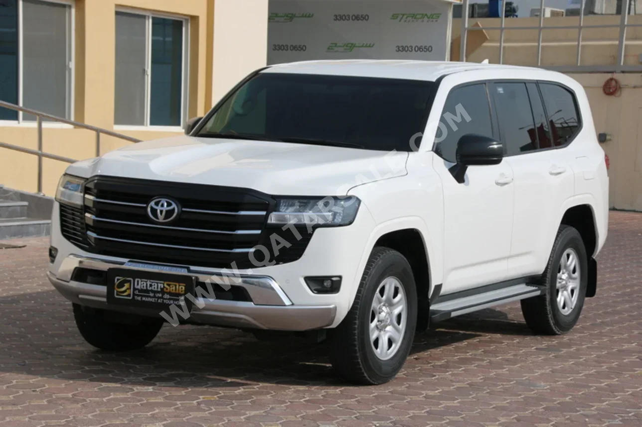 Toyota Land Cruiser GX 2023 Automatic 53,000 Km 6 Cylinder Four Wheel Drive (4WD) SUV White With Warranty