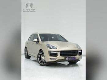 Porsche  Cayenne  GTS  2016  Automatic  66,000 Km  6 Cylinder  Four Wheel Drive (4WD)  SUV  Gold