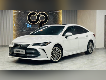 Toyota  Avalon  Limited  2020  Automatic  58,000 Km  6 Cylinder  Front Wheel Drive (FWD)  Sedan  White