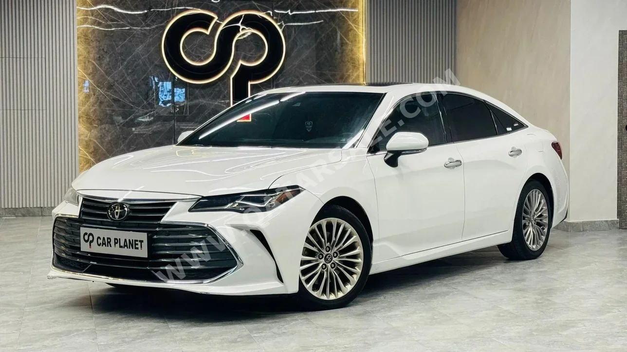 تويوتا أفالون لمتيد 2020 اوتوماتيك 58,000 كم 6 سلندر سحب امامي سيدان أبيض
