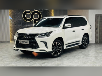 Lexus  LX  570  2020  Automatic  89,000 Km  8 Cylinder  Four Wheel Drive (4WD)  SUV  White