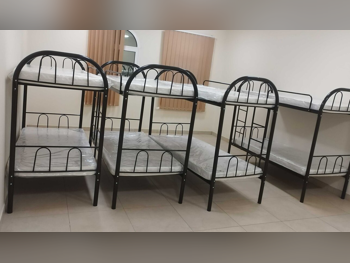 الأسّرة - فردي - أسود - متضمنة المرتبة