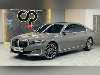 BMW  7-Series  730 Li  2020  Automatic  101,000 Km  6 Cylinder  Rear Wheel Drive (RWD)  Sedan  Dark Gray