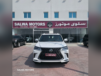 لكزس ال اكس 570 اس بلاك ايديشن 2021 اوتوماتيك 215,000 كم 8 سلندر دفع رباعي اس يو في أبيض