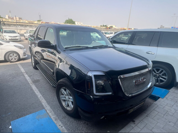 GMC  Sierra  2012  Automatic  330,000 Km  8 Cylinder  Four Wheel Drive (4WD)  Pick Up  Black