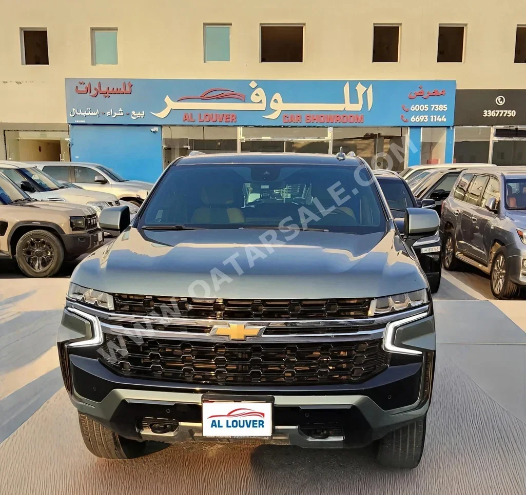 Chevrolet Tahoe LS 2023 Automatic 61,000 Km 8 Cylinder Rear Wheel Drive (RWD) SUV Gray With Warranty