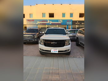 Chevrolet Suburban LT 2016 Automatic 204,000 Km 8 Cylinder Four Wheel Drive (4WD) SUV White