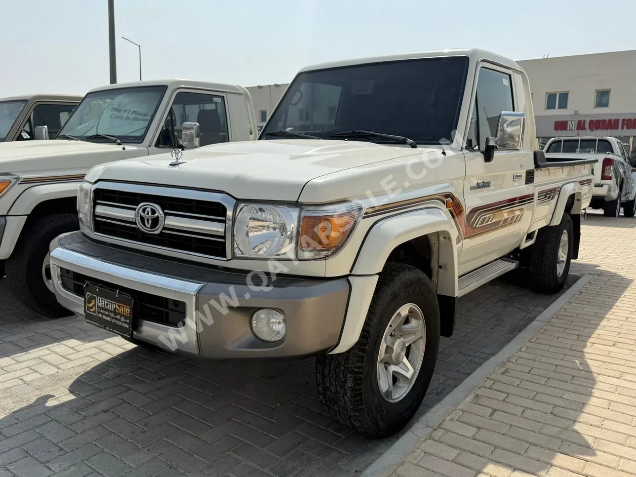 Toyota Land Cruiser LX 2022 Manual 55,000 Km 6 Cylinder Four Wheel Drive (4WD) Pick Up White With Warranty