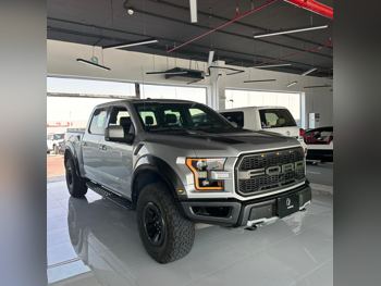 Ford Raptor 2017 Automatic 121,000 Km 8 Cylinder Four Wheel Drive (4WD) Pick Up Silver
