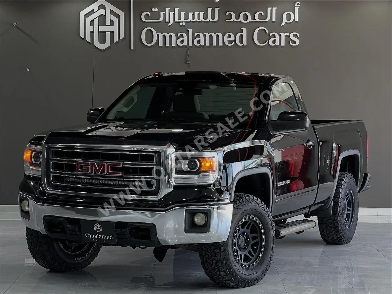 GMC Sierra 2015 Automatic 197,000 Km 8 Cylinder Four Wheel Drive (4WD) Pick Up Black