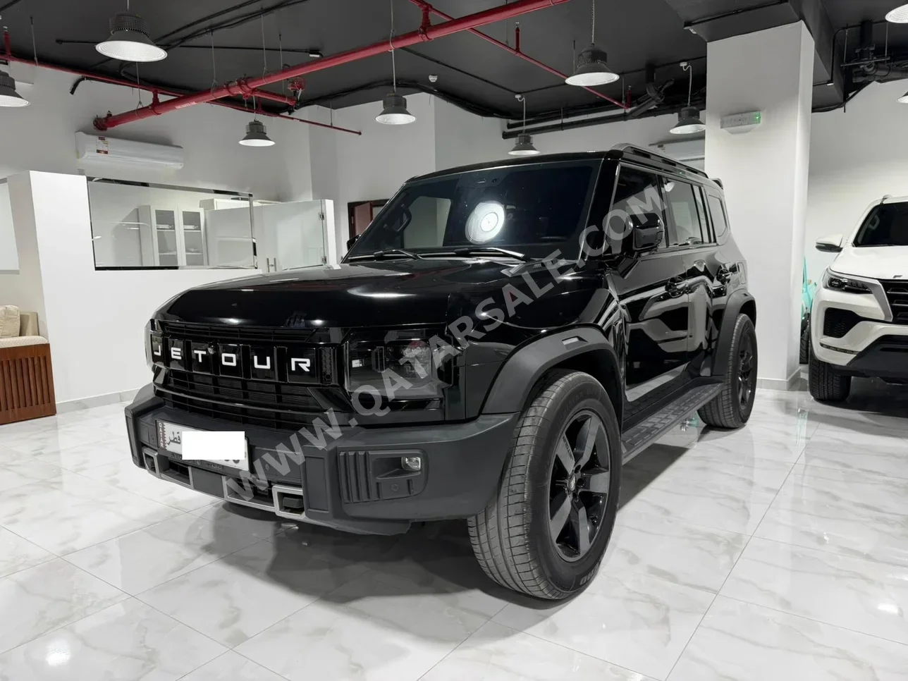 جيتور تي 2 لكجري 2025 اوتوماتيك 33,000 كم 4 سلندر دفع رباعي اس يو في أسود تحت الضمان