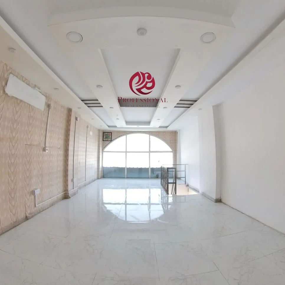 Commercial Shops - Not Furnished - Doha For Rent - Fereej Bin Mahmoud