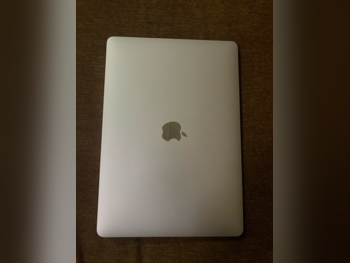 أجهزة الكمبيوتر المحمولة ابل - ماك بوك اير 2020 - فضي - نظام التشغيل ماك او اس - أبل - ام 1 -الذاكرة (رام): 8 جيجابابت