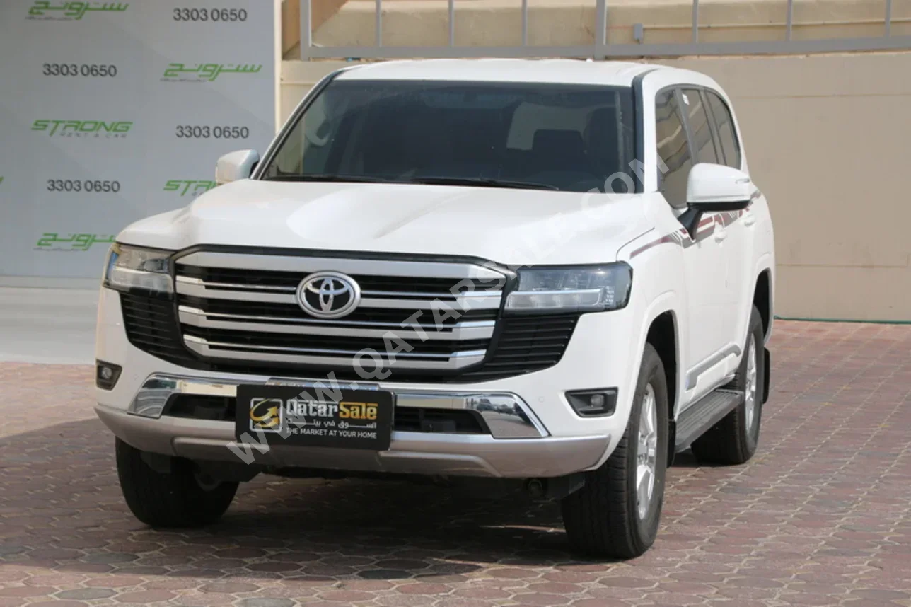 Toyota Land Cruiser GXR 2025 Automatic 5,000 Km 6 Cylinder Four Wheel Drive (4WD) SUV White With Warranty