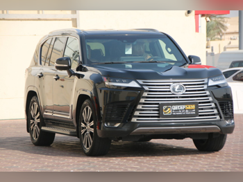 لكزس ال اكس 600 لكجري 2023 اوتوماتيك 64,000 كم 6 سلندر دفع رباعي اس يو في أسود تحت الضمان