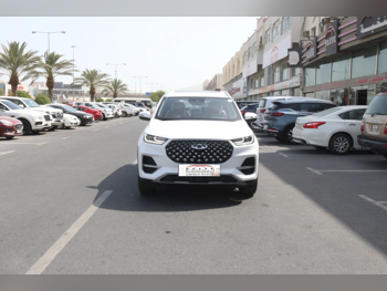 شيري  8 برو  4 سلندر  إس يو في 2 في 4  أبيض  2023