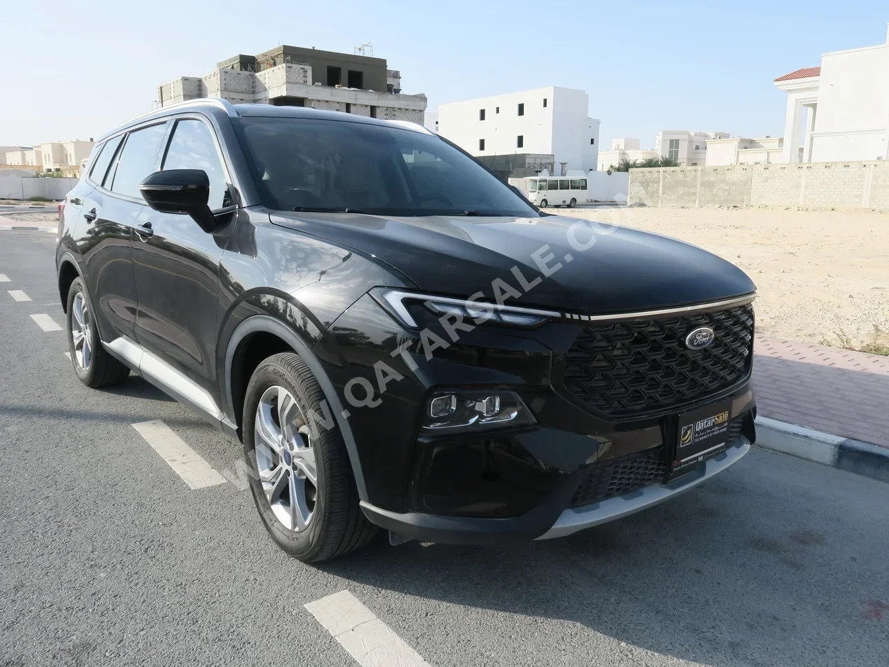 فورد تيريتوري 2025 اوتوماتيك 41,700 كم 4 سلندر دفع رباعي اس يو في أسود تحت الضمان