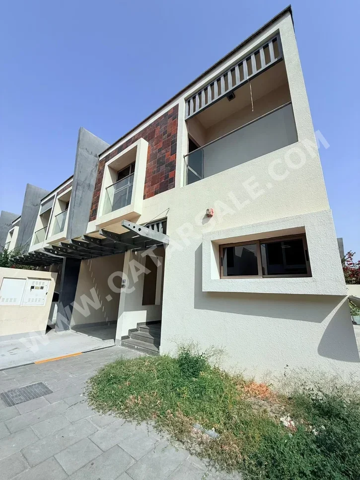 مُجَمَّع - نصف مفروشة - الدوحة - المسيلة - 3 غرف نوم