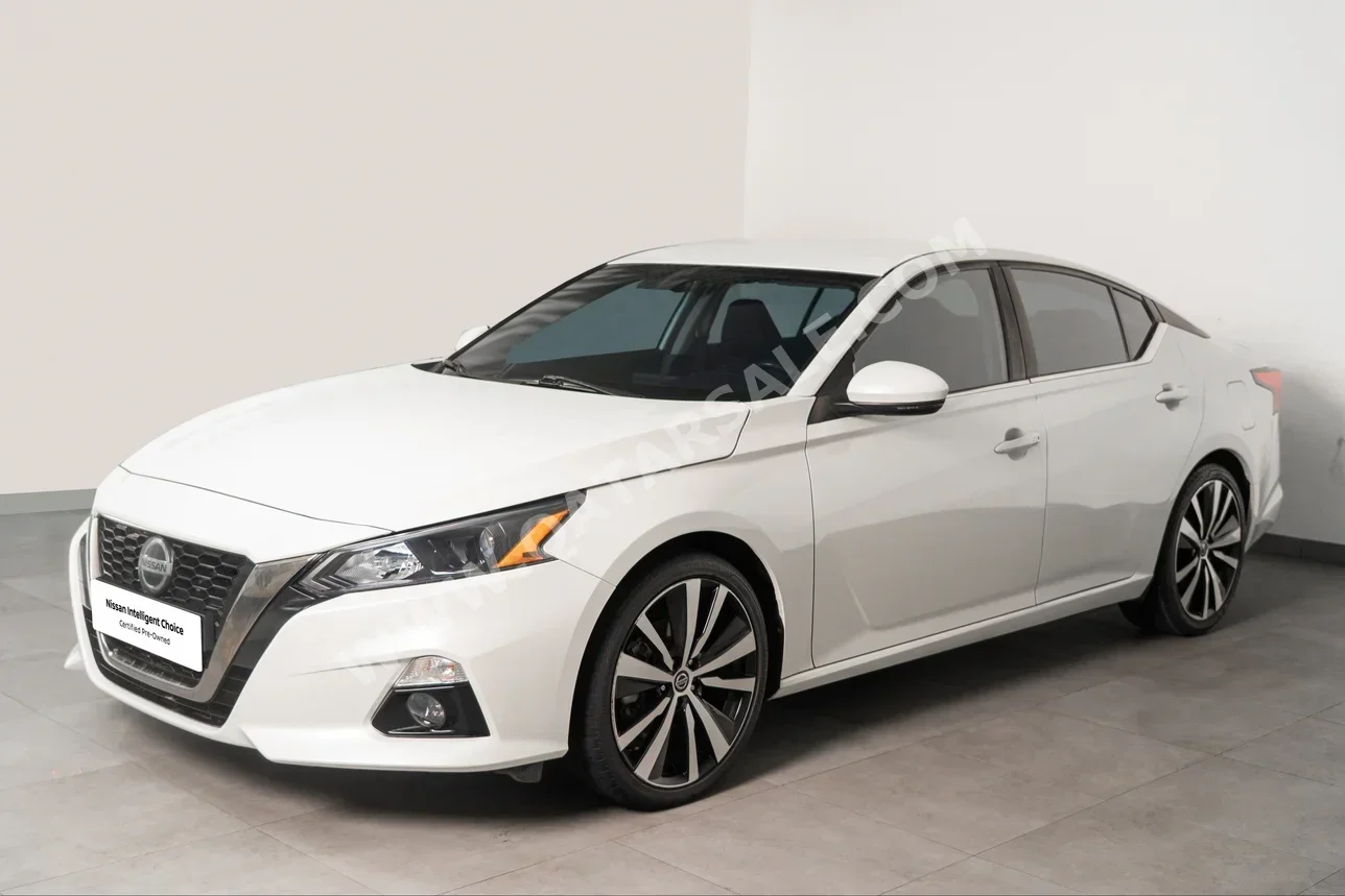 Nissan Altima 2.5 S 2022 Automatic 72,596 Km 4 Cylinder Front Wheel Drive (FWD) Sedan White With Warranty