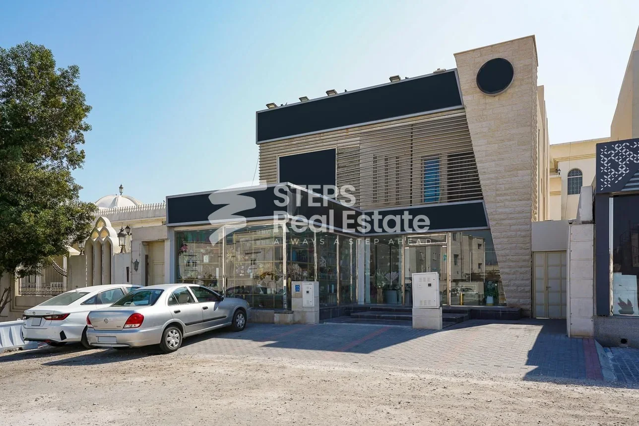 Service - Not Furnished - Doha - Al Duhail - 1 Bedrooms