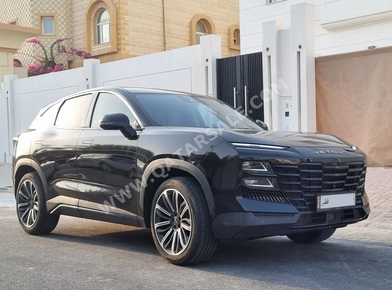 جيتور داشينغ 2024 اوتوماتيك 28,000 كم 4 سلندر دفع رباعي اس يو في أسود تحت الضمان