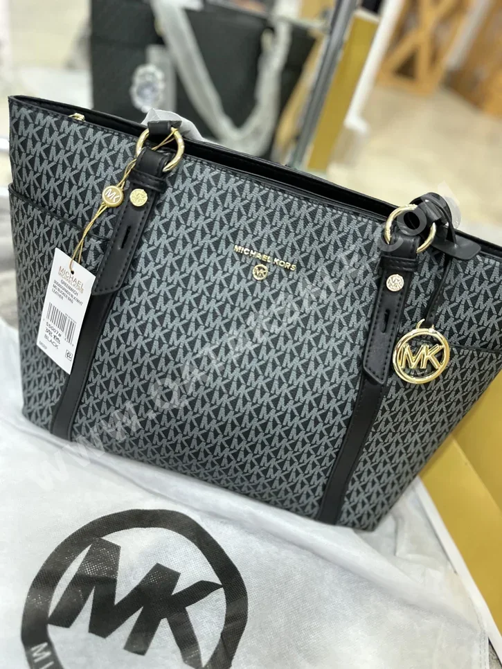 حقيبة توتي  - مايكل كورس  - أسود  - جلد نباتي  - نسائي