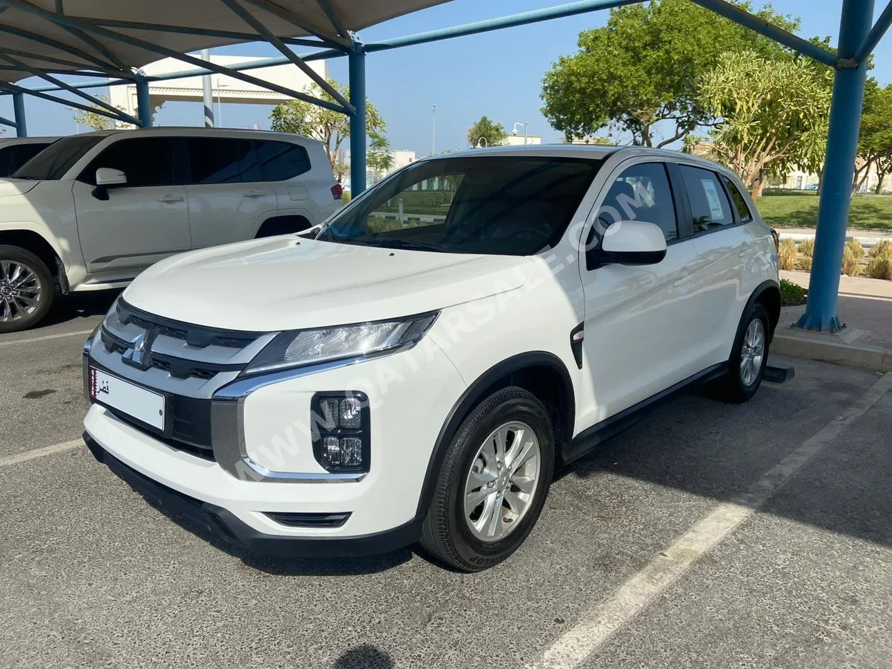 Mitsubishi ASX 2024 Automatic 30,000 Km 4 Cylinder Front Wheel Drive (FWD) SUV White