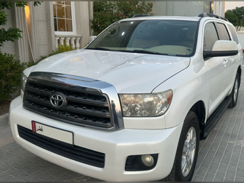 Toyota Sequoia 2016 Automatic 209,500 Km 8 Cylinder Four Wheel Drive (4WD) SUV Pearl
