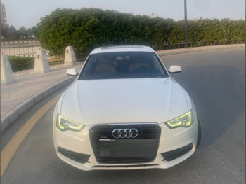 اودي أي 5 2.0 T 2014 تبترونك 114,000 كم 4 سلندر دفع كلي مستمر سيدان أبيض