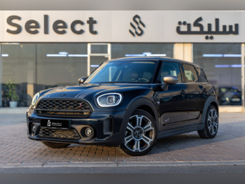 ميني كوبر كاونتري مان اس 2022 اوتوماتيك 59,000 كم 4 سلندر سحب امامي هاتشباك أزرق غامق
