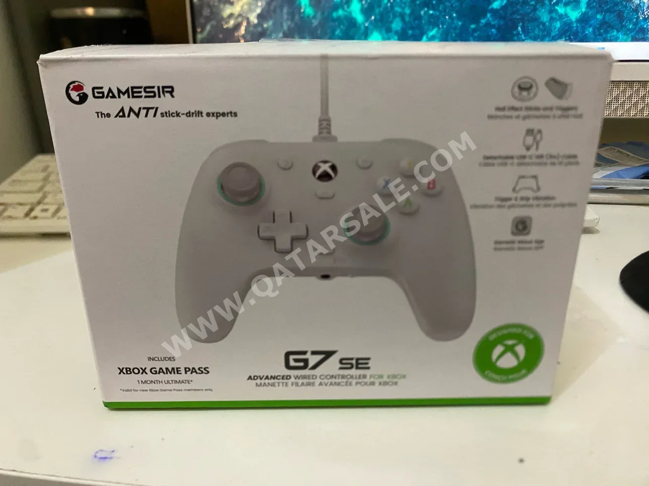 ملحقات اجهزة العاب الفيديو جهاز تحكم - مايكروسوفت - اكس بوكس - أبيض