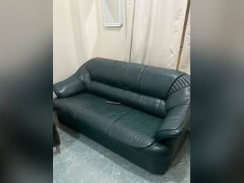 الأرائك والكنب والكراسي كنبة بثلاث مقاعد - أخضر