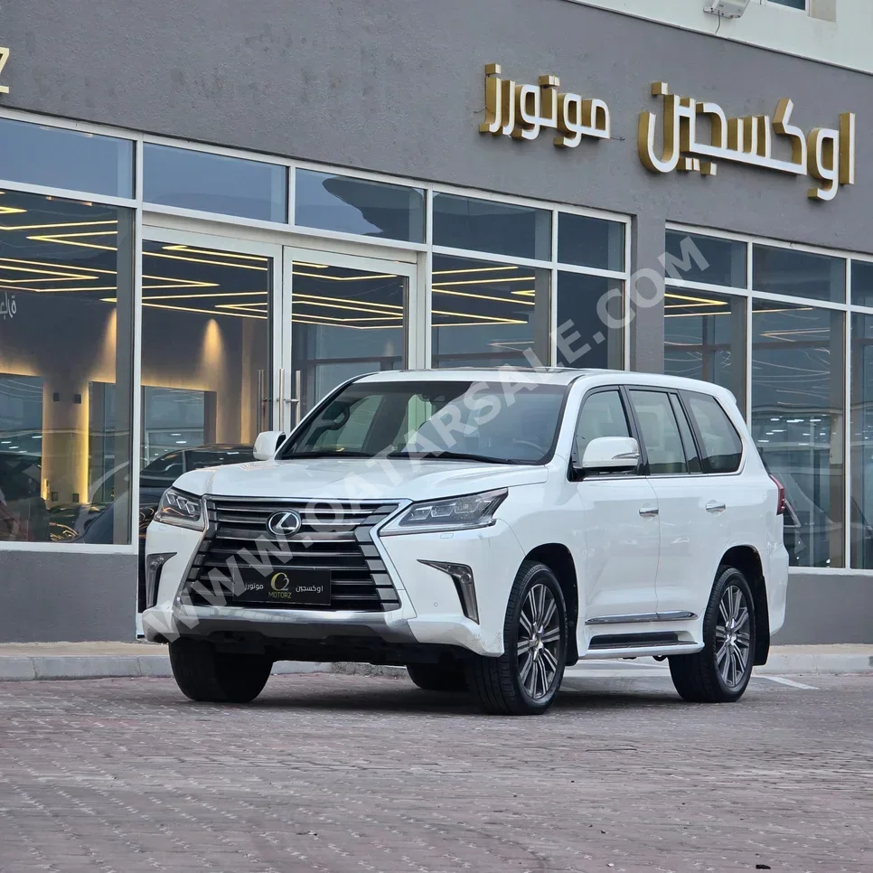 Lexus LX 570 2016 Automatic 164,000 Km 8 Cylinder Four Wheel Drive (4WD) SUV White