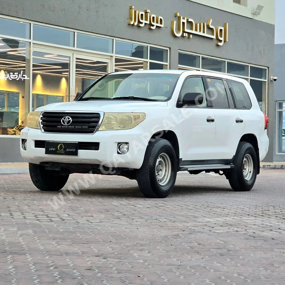 تويوتا لاند كروزر جي 2011 اوتوماتيك 376,000 كم 6 سلندر دفع رباعي اس يو في أبيض
