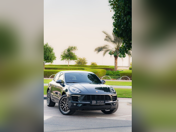 بورش  ماكان  2018  اوتوماتيك  79,000 كم  4 سلندر  دفع رباعي  اس يو في  أسود