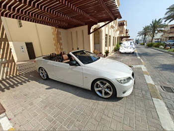 بي ام دبليو  الفئة - الثالثة  335i  2011  اوتوماتيك  166,000 كم  6 سلندر  دفع خلفي  كشف  أبيض