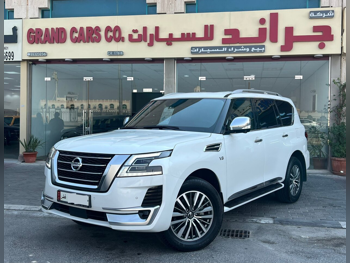 نيسان باترول بلاتنيوم 2020 اوتوماتيك 61,000 كم 6 سلندر دفع رباعي اس يو في أبيض