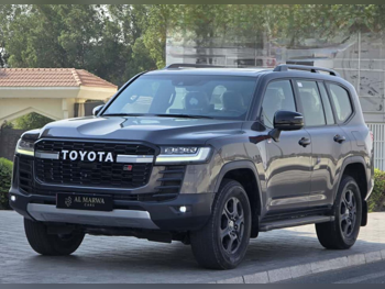 Toyota  Land Cruiser  GR Sport Twin Turbo  2024  Automatic  74,000 Km  6 Cylinder  Four Wheel Drive (4WD)  SUV  Gray  With Warranty