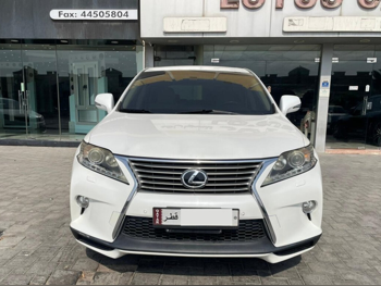 لكزس ار اكس 350 2014 اوتوماتيك 200,000 كم 6 سلندر دفع رباعي اس يو في أبيض