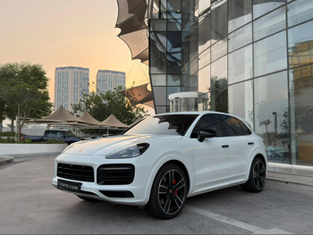 Porsche  Cayenne  GTS  2022  Automatic  43,000 Km  8 Cylinder  Four Wheel Drive (4WD)  SUV  White  With Warranty