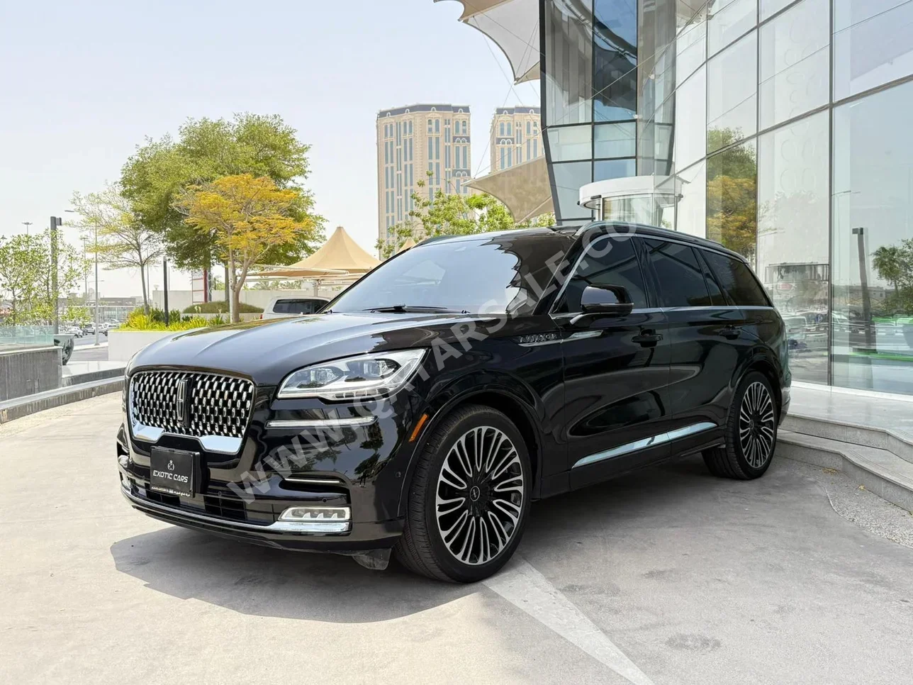 لنكولن افيتور بريزيدنشال 2023 اوتوماتيك 12,000 كم 8 سلندر دفع كلي مستمر اس يو في أسود تحت الضمان