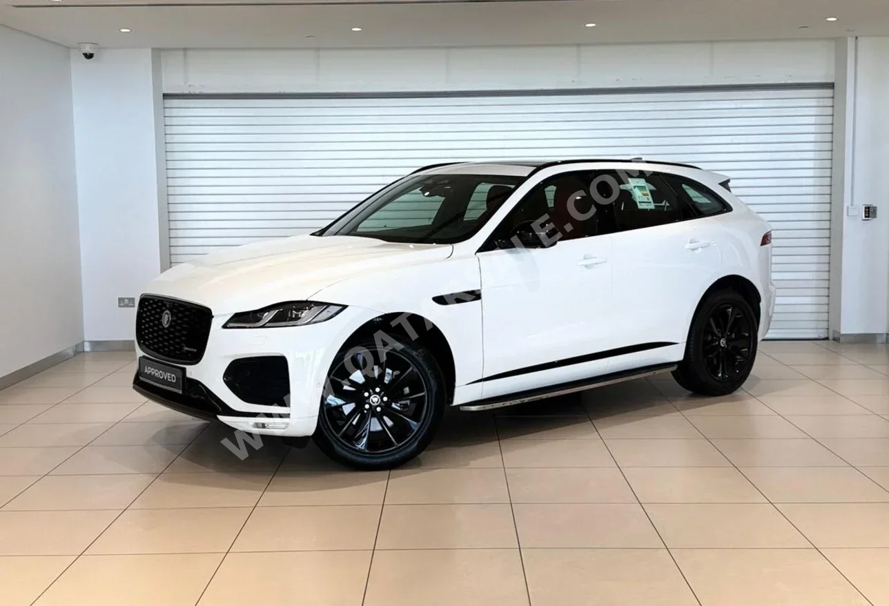 جاكوار اف - بيس ار سبورت 2023 اوتوماتيك 9,540 كم 4 سلندر دفع رباعي اس يو في أبيض تحت الضمان