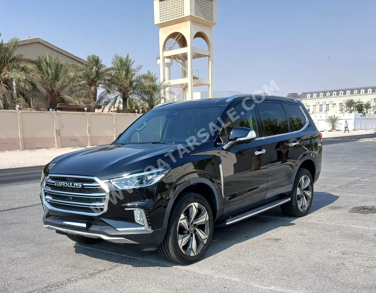 ماكسس دي 90 2023 اوتوماتيك 4,000 كم 4 سلندر دفع رباعي اس يو في أسود تحت الضمان